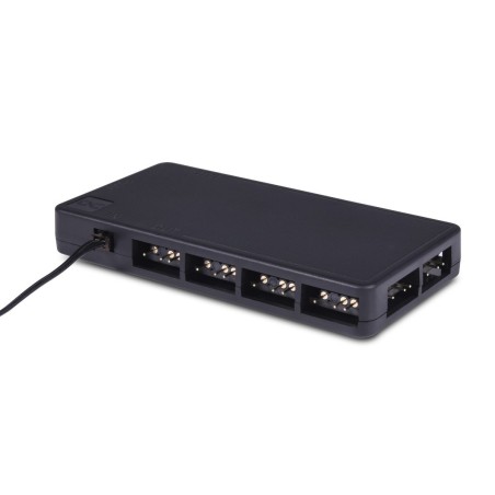 Alphacool Core 11x 3-Pin DRGB splitter con alimentazione SATA
