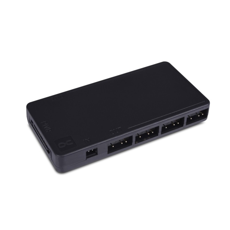 Alphacool Core 11x 3-Pin DRGB splitter con alimentazione SATA Alphacool Core 11x 3-Pin DRGB splitter con alimentazione SATA